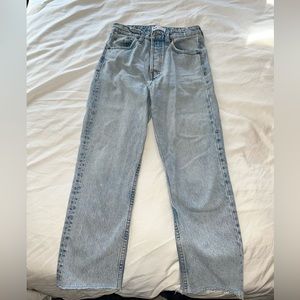 Zara Cropped Light Blue Jeans Size 4
